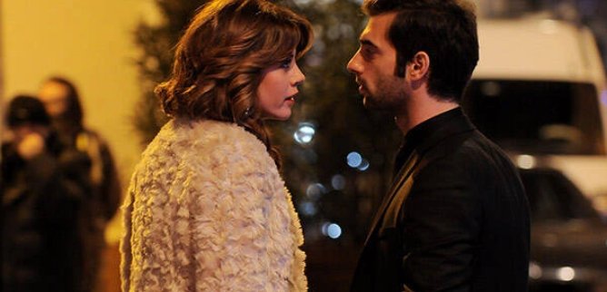 Турецкий сериал Потерянный город 18 серия