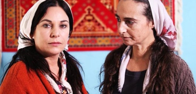 Турецкий сериал Жизнь продолжается 29 серия