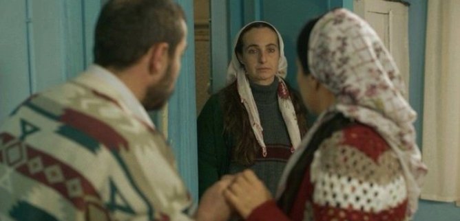 Турецкий сериал Жизнь продолжается 37 серия