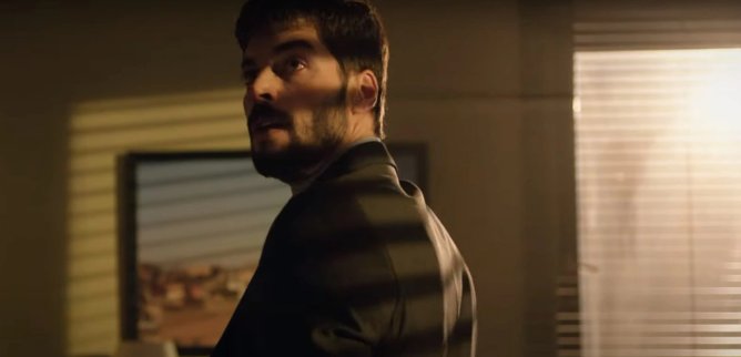 Турецкий сериал Ветреный 46 серия