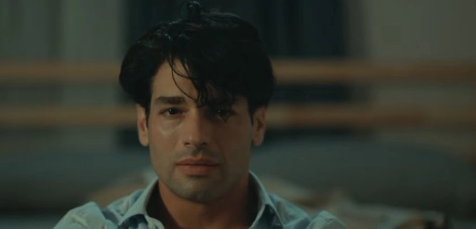 Турецкий сериал Нападающий 2 серия