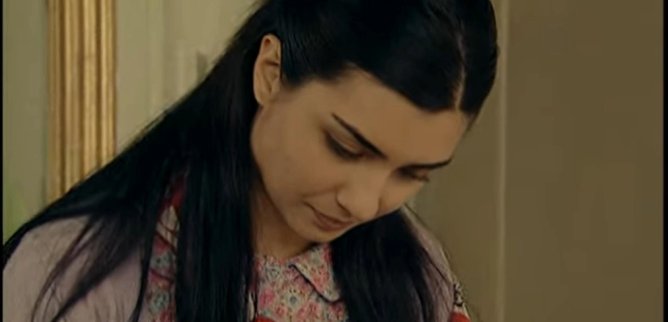 Турецкий сериал Узоры из роз 68 серия