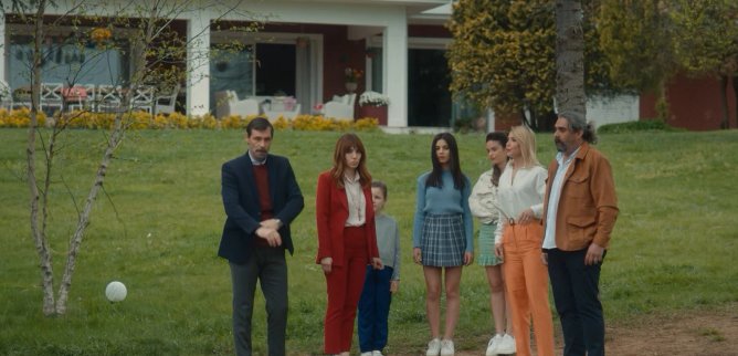 Турецкий сериал Бумажный дом 3 серия