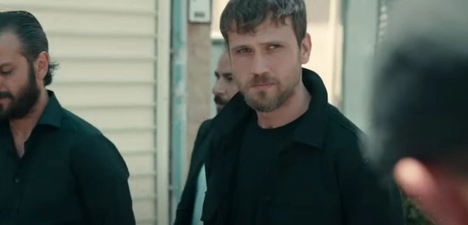 Турецкий сериал Чукур 130 серия