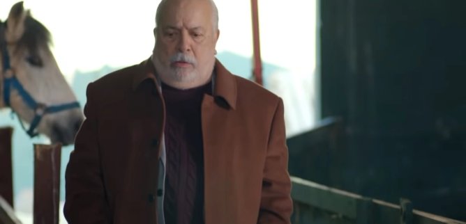 Турецкий сериал Маленький начальник 43 серия
