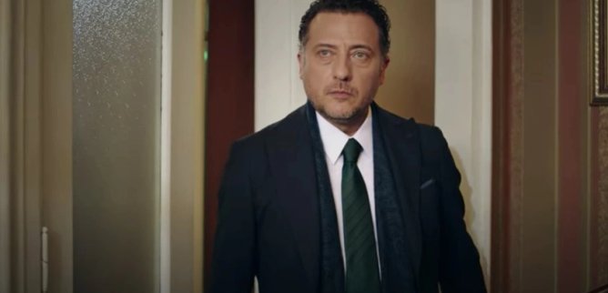 Турецкий сериал Красная комната 42 серия