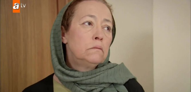 Турецкий сериал Не отпускай меня 613 серия