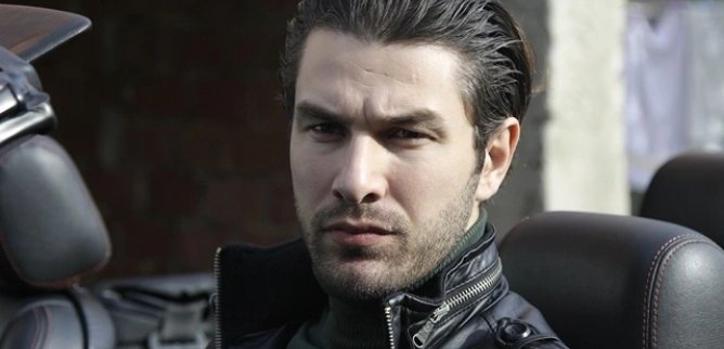 Турецкий сериал Последний выход 17 серия