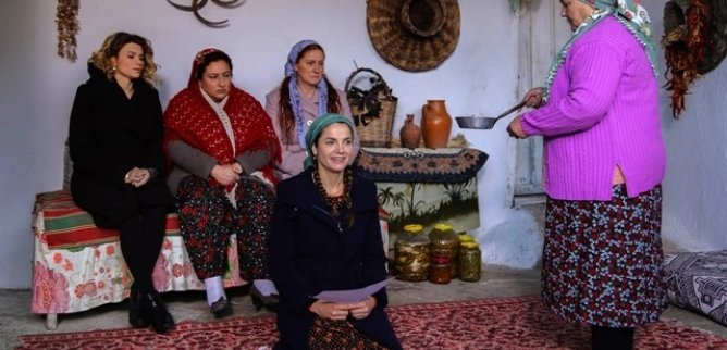 Турецкий сериал Сельская красавица 29 серия