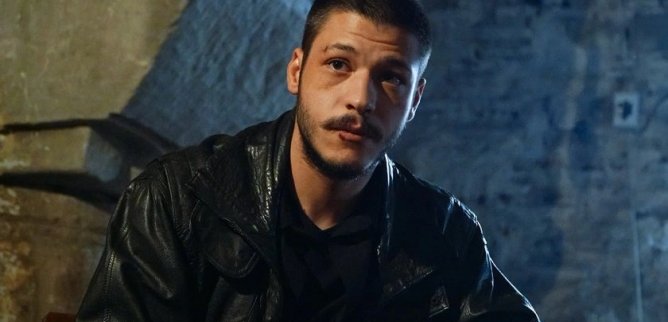 Турецкий сериал Чукур 46 серия