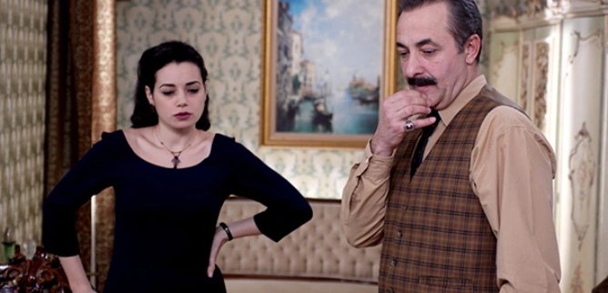 Турецкий сериал Усадьба госпожи 90 серия