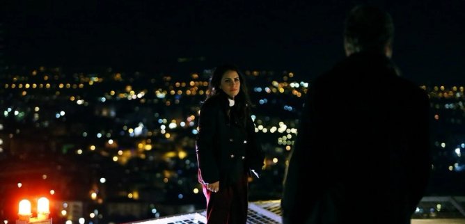 Турецкий сериал Портящий игру 1 серия