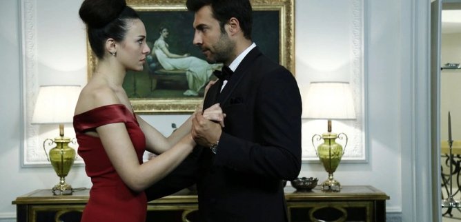 Турецкий сериал Портящий игру 5 серия