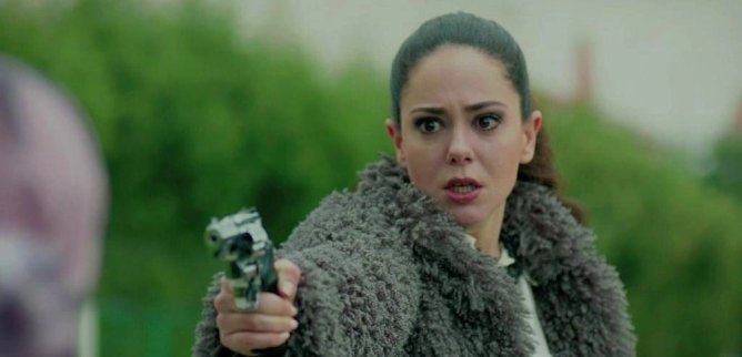 Турецкий сериал Кто тебя забрал 2 серия