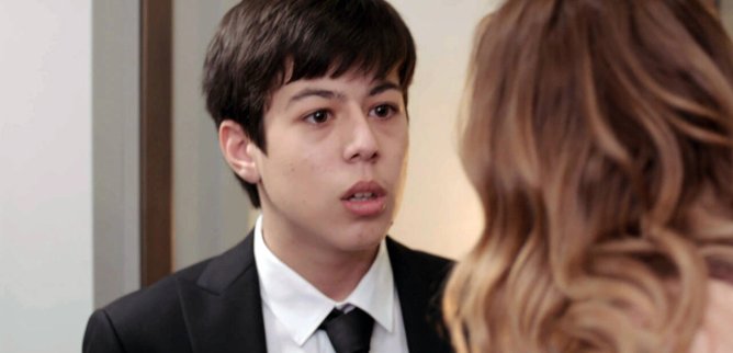 Турецкий сериал Неверный 17 серия