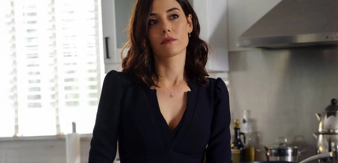 Турецкий сериал Неверный 18 серия