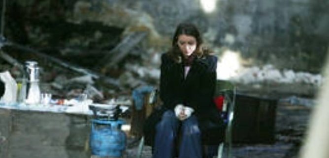 Турецкий сериал Узоры из роз 25 серия