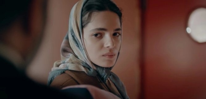 Турецкий сериал Красная комната 54 серия