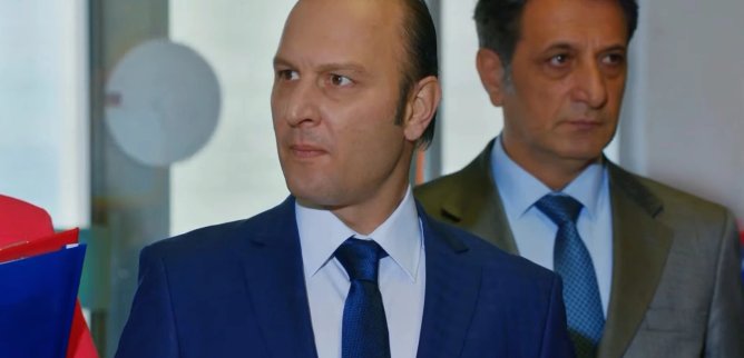 Турецкий сериал Семейное дело 1 серия