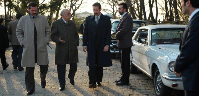 Турецкий сериал Пыльные дороги 1 серия