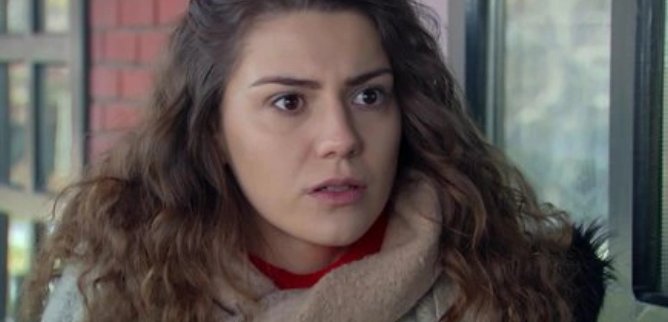 Турецкий сериал Не отпускай меня 382 серия