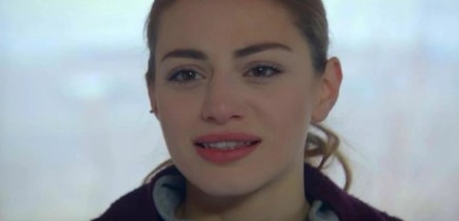 Турецкий сериал Не отпускай меня 383 серия