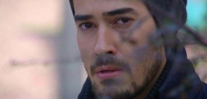 Турецкий сериал Не отпускай меня 391 серия