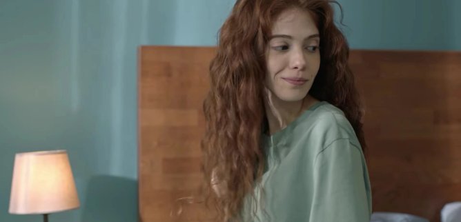 Турецкий сериал Середина! Главный! Любовь! 18 серия