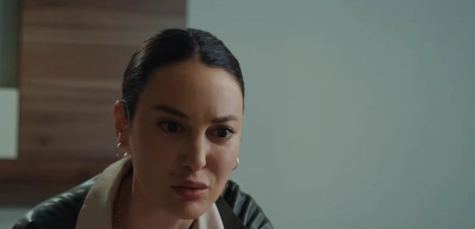 Турецкий сериал Тайна матери 3 серия
