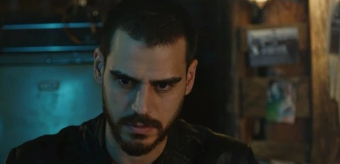 Турецкий сериал Одинокий волк 16 серия