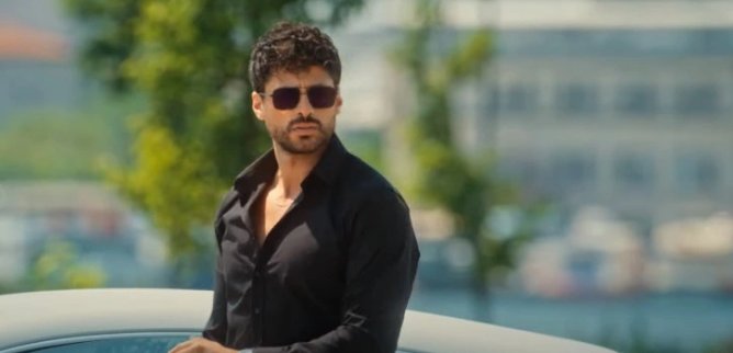 Турецкий сериал Я спрятал тебя в своем сердце 1 серия
