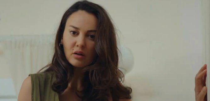 Турецкий сериал Тайна матери 11 серия