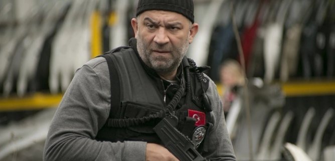 Турецкий сериал Опасные улицы 539 серия