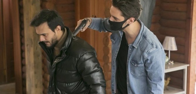 Турецкий сериал Опасные улицы 552 серия