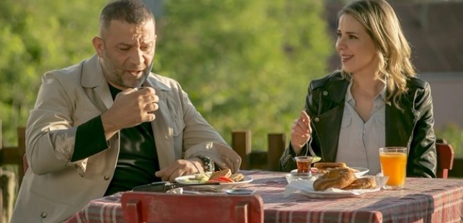 Турецкий сериал Опасные улицы 555 серия