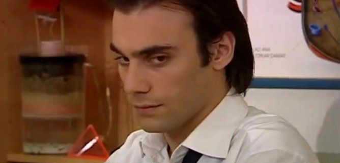 Турецкий сериал Моя мама 43 серия