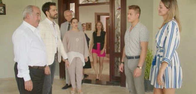 Турецкий сериал Сломанные жизни 17 серия