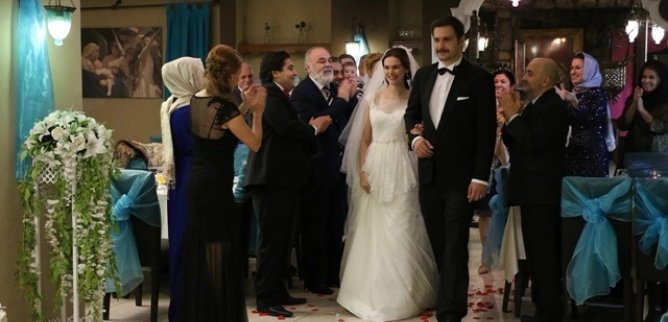 Турецкий сериал Вторая половина 23 серия