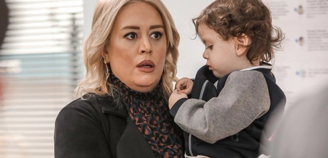 Турецкий сериал Запретный плод 121 серия