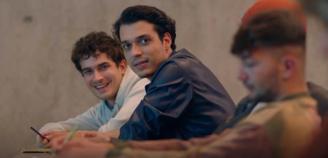 Турецкий сериал В пух и прах 4 серия