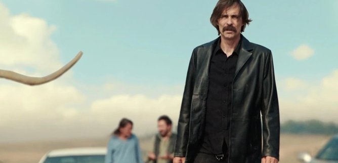 Турецкий сериал Молот и роза: Бехзат Ч. 1 серия