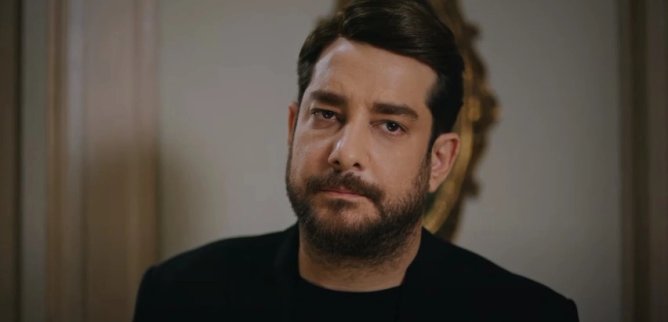 Турецкий сериал Девушка за стеклом 61 серия