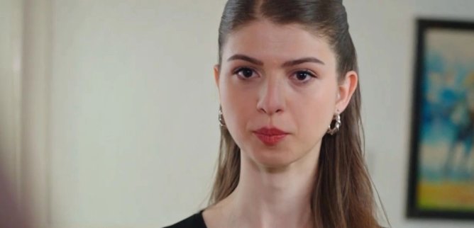 Турецкий сериал Моя дорогая мама 101 серия