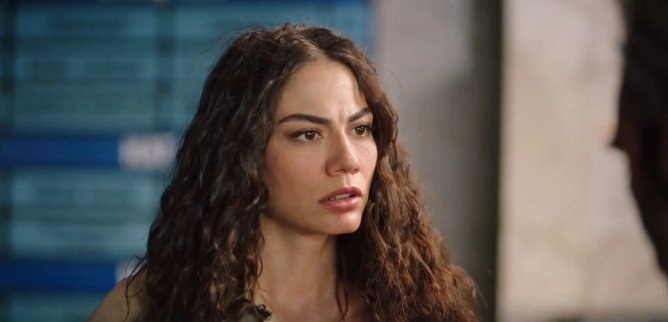 Турецкий сериал Меня зовут Фарах 12 серия