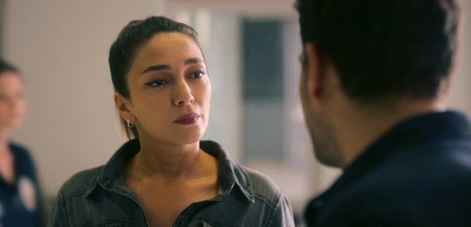 Турецкий сериал Актриса 6 серия