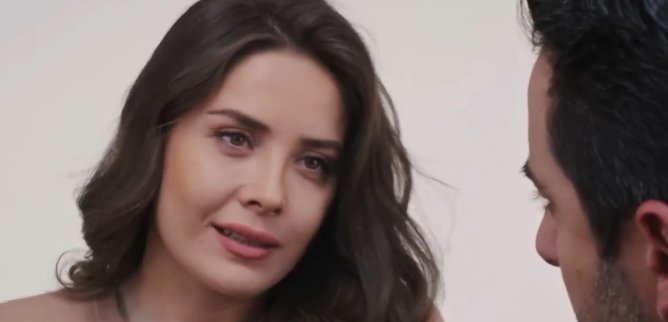 Турецкий сериал Моя дорогая мама 323 серия