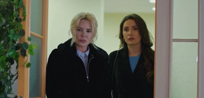 Турецкий сериал Моя дорогая мама 325 серия