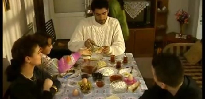 Турецкий сериал Безумное сердце 15 серия