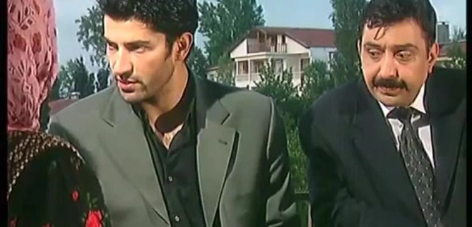 Турецкий сериал Безумное сердце 65 серия