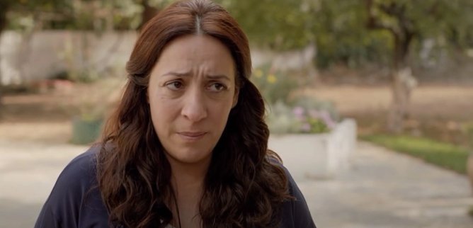 Турецкий сериал Пусть это останется между нами 4 серия